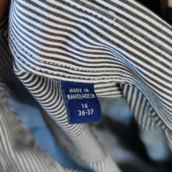 Kenneth Cole Reaction grey and white striped shirt - Picture 1 of 4